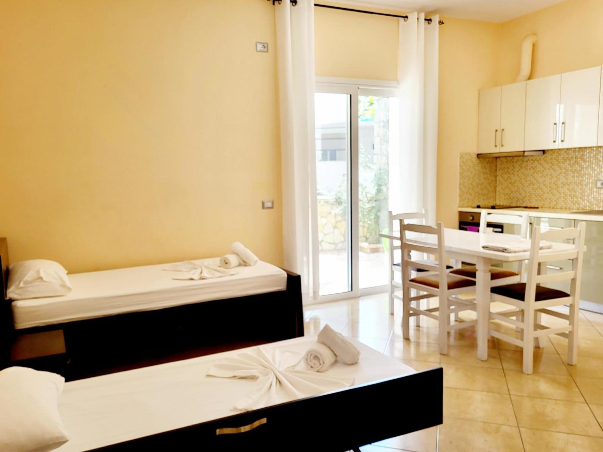 Apartamento Vila Sulozeqi Sarandë Habitación foto