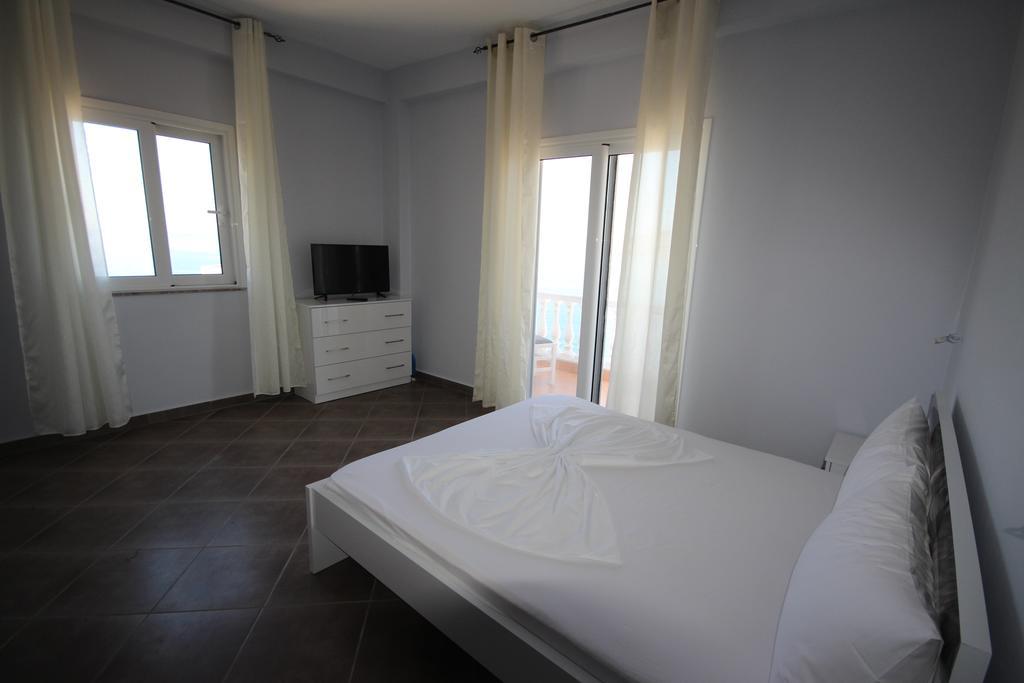 Apartamento Vila Sulozeqi Sarandë Exterior foto